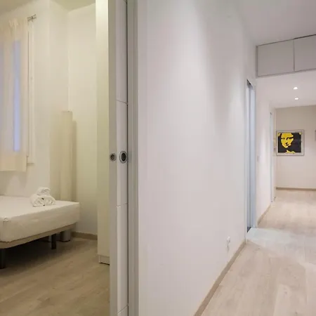 U-nique Napols Ii Apartment Barcelona
